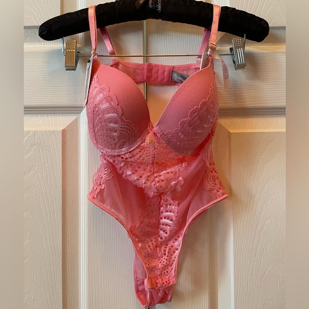 PINK LACE & MESH TEDDY SIZE MEDIUM DAISY FUENTES PADDED PUSH UP